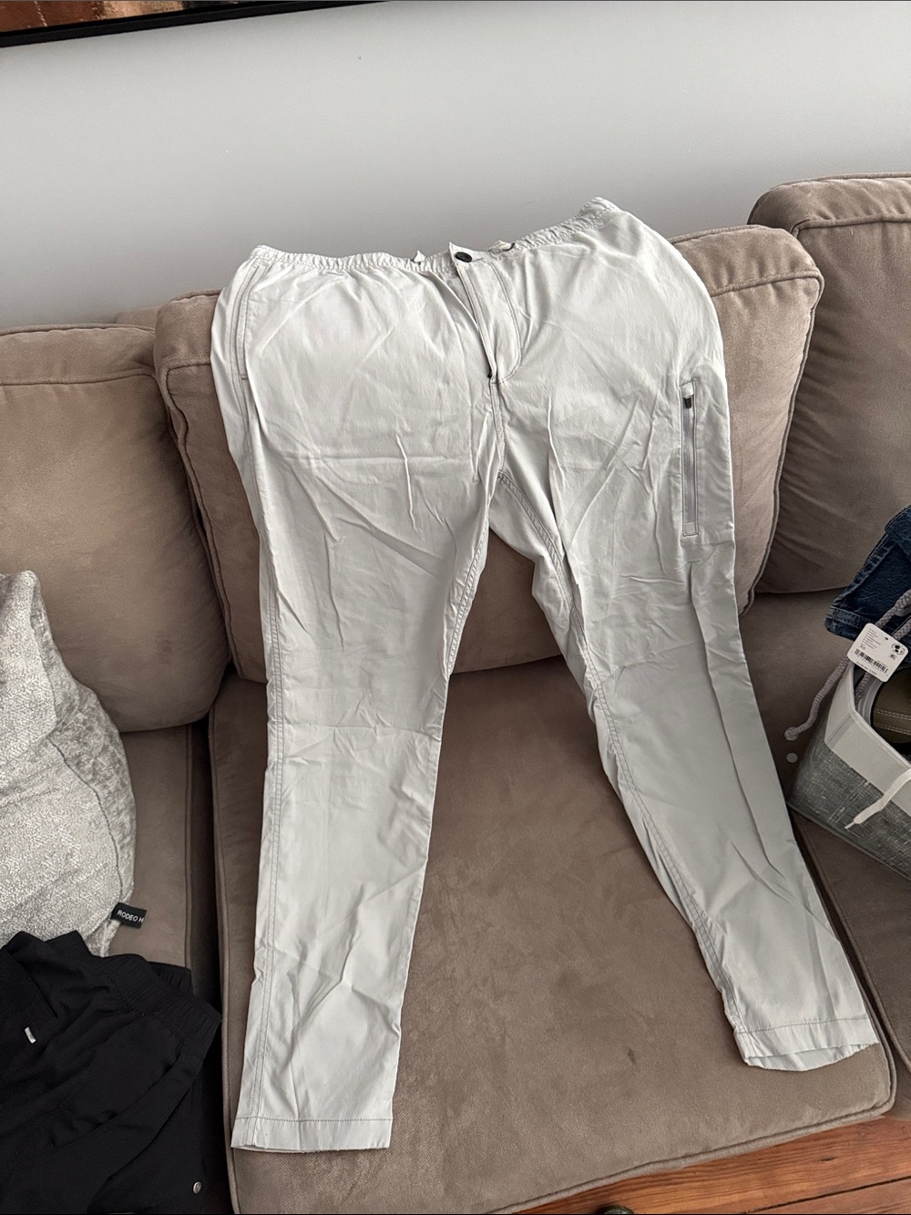 Vuori Light White/Off-White Jogger Pants